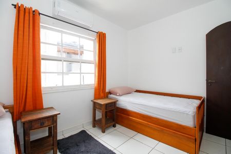 Casa à venda com 160m², 3 quartos e 1 vaga