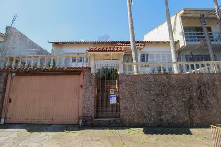 Apartamento à venda com 300m², 4 quartos e 2 vagas Apartamento à venda com 300m², 4 quartos e 2 vagasFachada