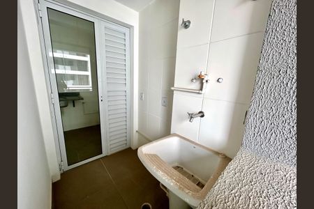 Apartamento à venda com 56m², 2 quartos e 1 vagaÁrea de Serviço