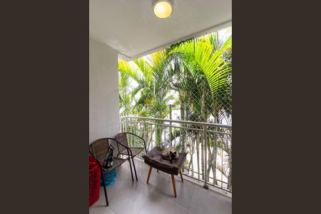 Varanda de apartamento à venda com 3 quartos, 63m² em Jardim Prudência, São Paulo