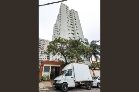 Apartamento para alugar com 50m², 2 quartos e 1 vaga Apartamento para alugar com 50m², 2 quartos e 1 vagaFachada