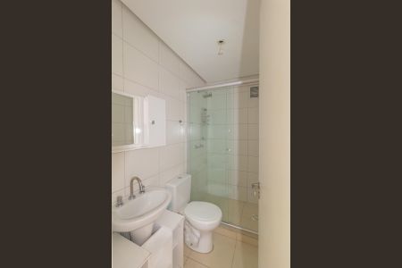 Apartamento para alugar com 56m², 2 quartos e 1 vaga Apartamento para alugar com 56m², 2 quartos e 1 vagaBanheiro da Suíte