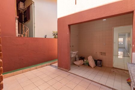 Casa de condomínio à venda com 173m², 3 quartos e 2 vagas Casa de condomínio à venda com 173m², 3 quartos e 2 vagasÁrea de Serviço