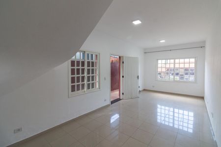 Casa de condomínio à venda com 173m², 3 quartos e 2 vagas Casa de condomínio à venda com 173m², 3 quartos e 2 vagasSala