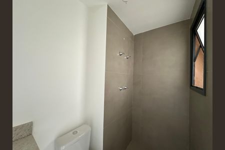 Apartamento à venda com 120m², 3 quartos e 2 vagas Apartamento à venda com 120m², 3 quartos e 2 vagasBanheiro da Suíte 2