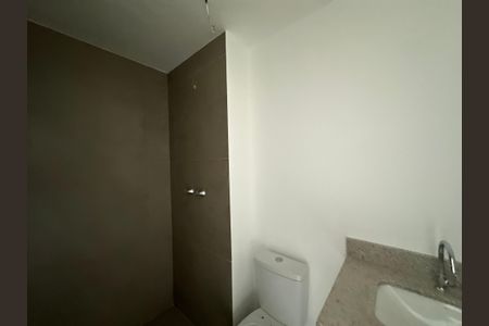 Apartamento à venda com 120m², 3 quartos e 2 vagas Apartamento à venda com 120m², 3 quartos e 2 vagasBanheiro da Suíte 1