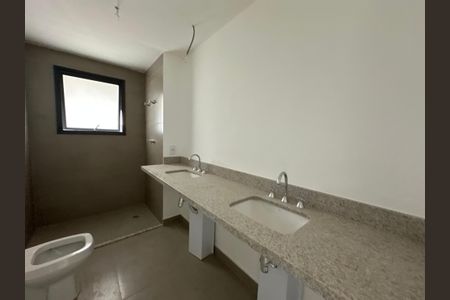 Apartamento à venda com 120m², 3 quartos e 2 vagas Apartamento à venda com 120m², 3 quartos e 2 vagasBanheiro da Suíte 3