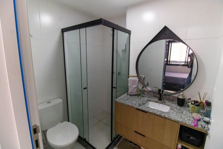 Apartamento à venda com 38m², 1 quarto e 1 vaga Apartamento à venda com 38m², 1 quarto e 1 vagaBanheiro da Suíte