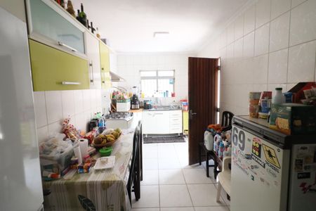 Casa à venda com 96m², 2 quartos e 2 vagasCozinha