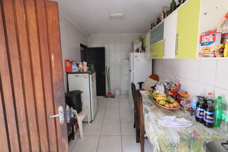 Casa à venda com 96m², 2 quartos e 2 vagasCozinha