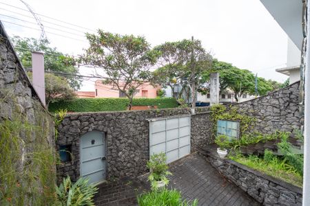 Casa à venda com 372m², 3 quartos e 6 vagas Casa à venda com 372m², 3 quartos e 6 vagasEntrada