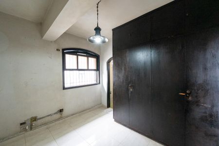 Casa à venda com 372m², 3 quartos e 6 vagas Casa à venda com 372m², 3 quartos e 6 vagasSuíte 2