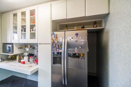 Apartamento à venda com 212m², 4 quartos e 2 vagas Apartamento à venda com 212m², 4 quartos e 2 vagasCozinha