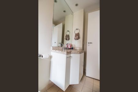 Apartamento à venda com 212m², 4 quartos e 2 vagas Apartamento à venda com 212m², 4 quartos e 2 vagasBanheiro da Suíte