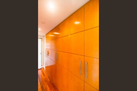 Apartamento à venda com 212m², 4 quartos e 2 vagas