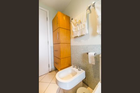 Apartamento à venda com 212m², 4 quartos e 2 vagas