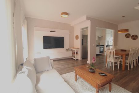 Sala de casa de condomínio à venda com 3 quartos, 115m² em Usina Piratininga, São Paulo