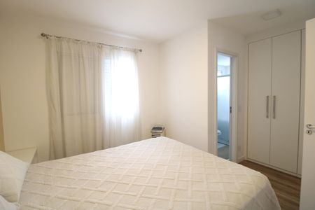 Casa de condomínio à venda com 115m², 3 quartos e 2 vagasSuíte