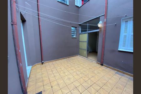 Casa à venda com 115m², 5 quartos e 1 vagaQuintal