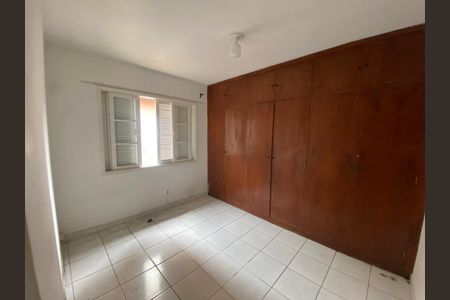 Casa à venda com 115m², 5 quartos e 1 vagaSuíte 2