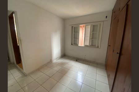 Casa à venda com 115m², 5 quartos e 1 vagaSuíte 2
