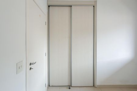 Apartamento à venda com 100m², 2 quartos e 1 vagaQuarto 1 - Armários