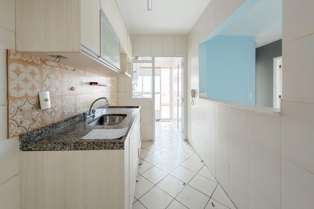 Apartamento à venda com 100m², 2 quartos e 1 vagaCozinha