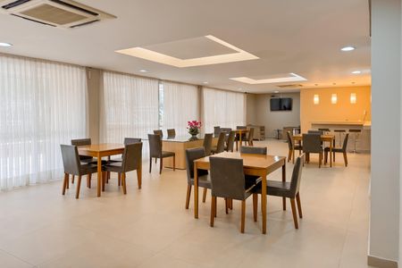 Apartamento à venda com 100m², 2 quartos e 1 vagaSalão de Festas