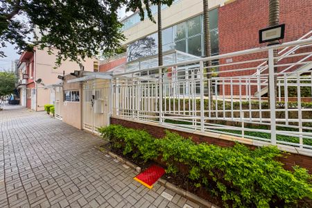 Apartamento à venda com 100m², 2 quartos e 1 vagaFachada