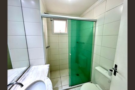 Apartamento para alugar com 55m², 2 quartos e 1 vaga Apartamento para alugar com 55m², 2 quartos e 1 vagaBanheiro da Suíte