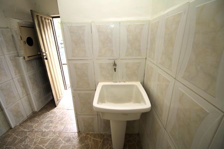 Casa para alugar com 38m², 1 quarto e sem vagaÁrea de Serviço