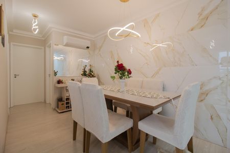 Apartamento para alugar com 72m², 2 quartos e 1 vaga Apartamento para alugar com 72m², 2 quartos e 1 vagaSala de jantar