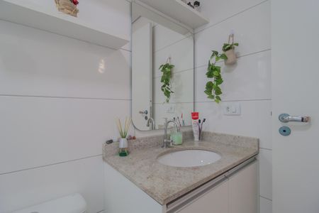 Apartamento para alugar com 72m², 2 quartos e 1 vaga Apartamento para alugar com 72m², 2 quartos e 1 vagaBanheiro suíte