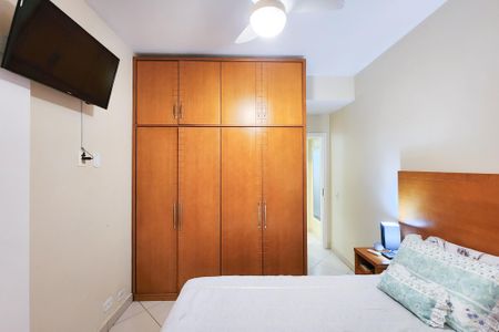 Apartamento à venda com 73m², 2 quartos e 1 vaga Apartamento à venda com 73m², 2 quartos e 1 vagaSuite
