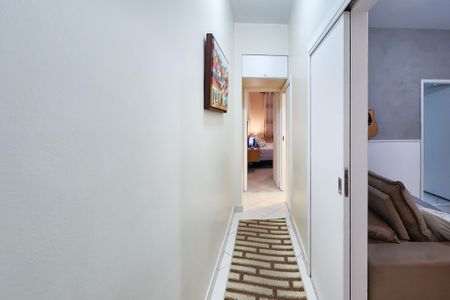 Apartamento à venda com 73m², 2 quartos e 1 vaga Apartamento à venda com 73m², 2 quartos e 1 vagaCorredor