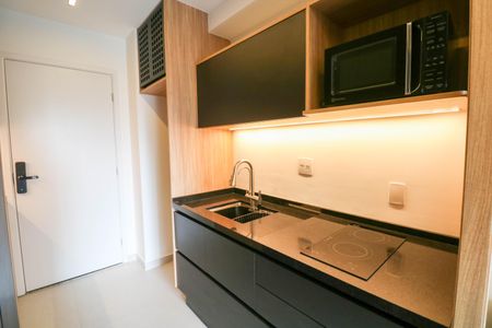 Studio de kitnet/studio para alugar com 1 quarto, 26m² em Jardim das Acacias, São Paulo
