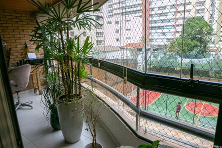 Apartamento à venda com 112m², 3 quartos e 2 vagasVista da Suíte 3