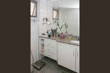 Apartamento à venda com 112m², 3 quartos e 2 vagasBanheiro da Suíte 1