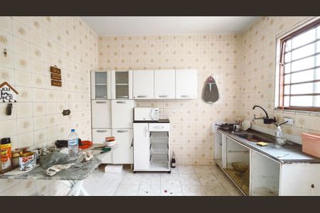 Casa à venda com 468m², 2 quartos e 4 vagasCozinha