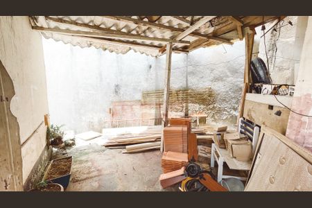 Casa à venda com 468m², 2 quartos e 4 vagasQuintal