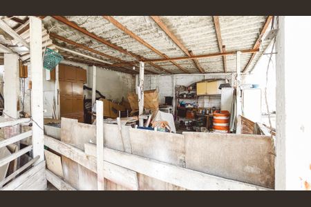 Casa à venda com 468m², 2 quartos e 4 vagasQuintal