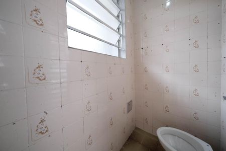 Casa à venda com 146m², 3 quartos e 2 vagasBanheiro 2