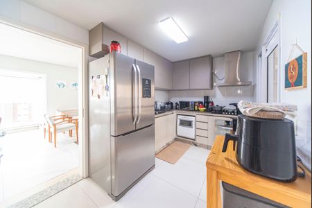 Apartamento à venda com 132m², 3 quartos e 3 vagasCozinha 