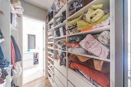 Apartamento à venda com 132m², 3 quartos e 3 vagasCloset do quarto 3