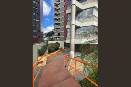 Apartamento à venda com 155m², 4 quartos e 3 vagas