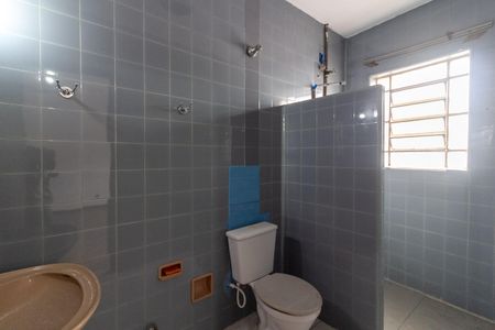 Casa para alugar com 338m², 3 quartos e 3 vagasBanheiro Suíte