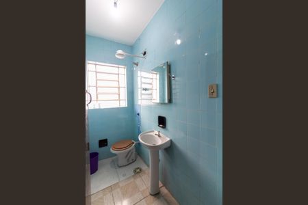 Casa para alugar com 338m², 3 quartos e 3 vagasBanheiro Social