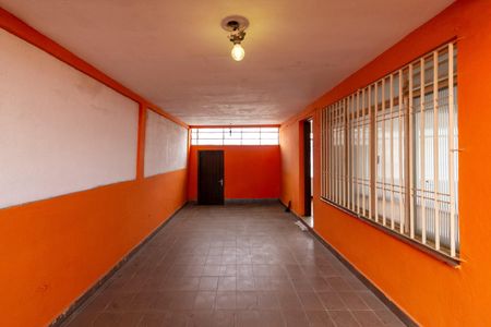 Casa para alugar com 338m², 3 quartos e 3 vagasQuintal