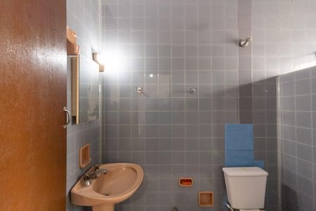 Casa para alugar com 338m², 3 quartos e 3 vagasBanheiro Suíte