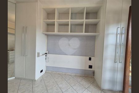 Casa à venda com 3 quartos, 134m² em Vila Fiat Lux, São Paulo